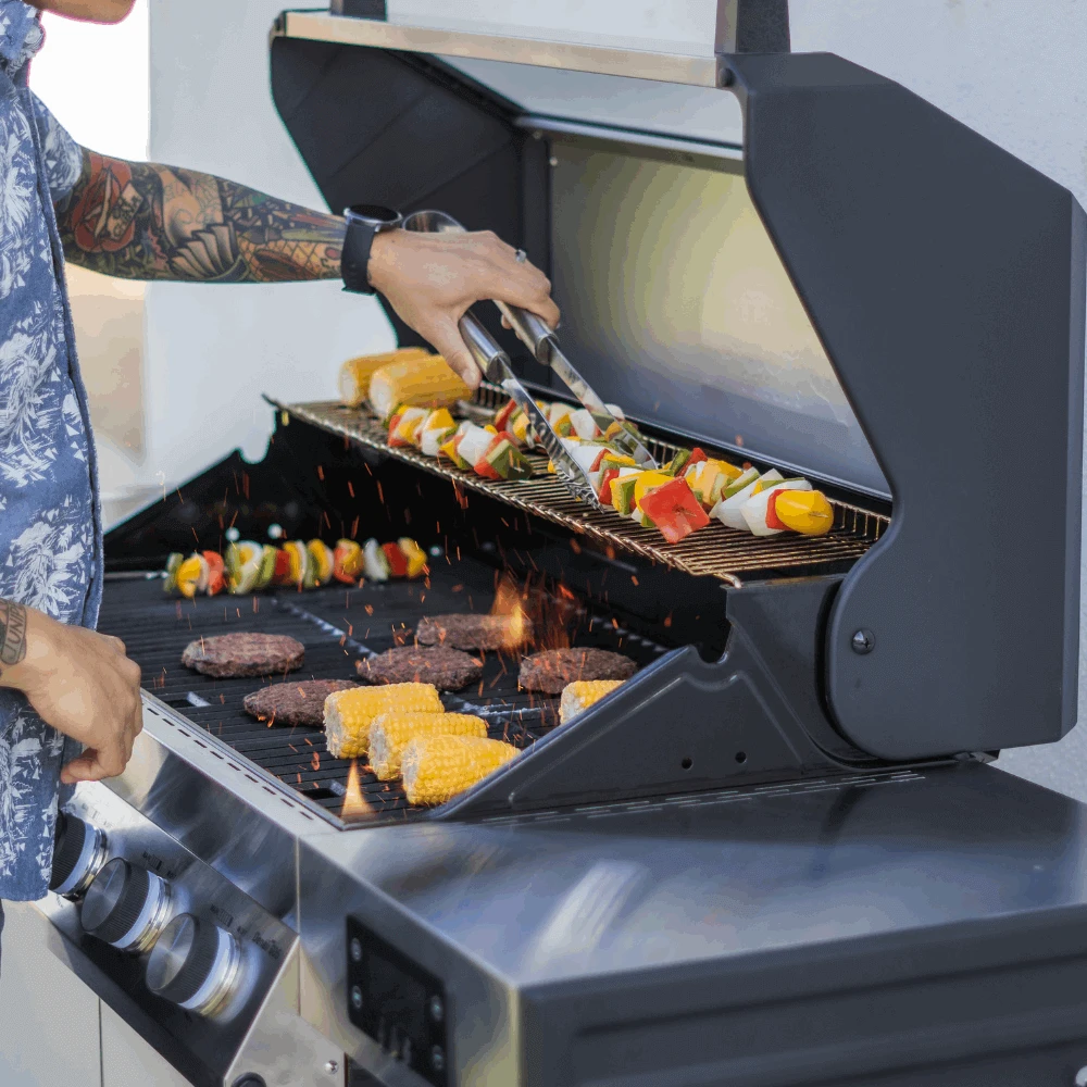 Denali 405 | Stainless Smart Tech Propane Gas Grill 3 Denali 405 | Stainless Smart Tech Propane Gas Grill - Image 2