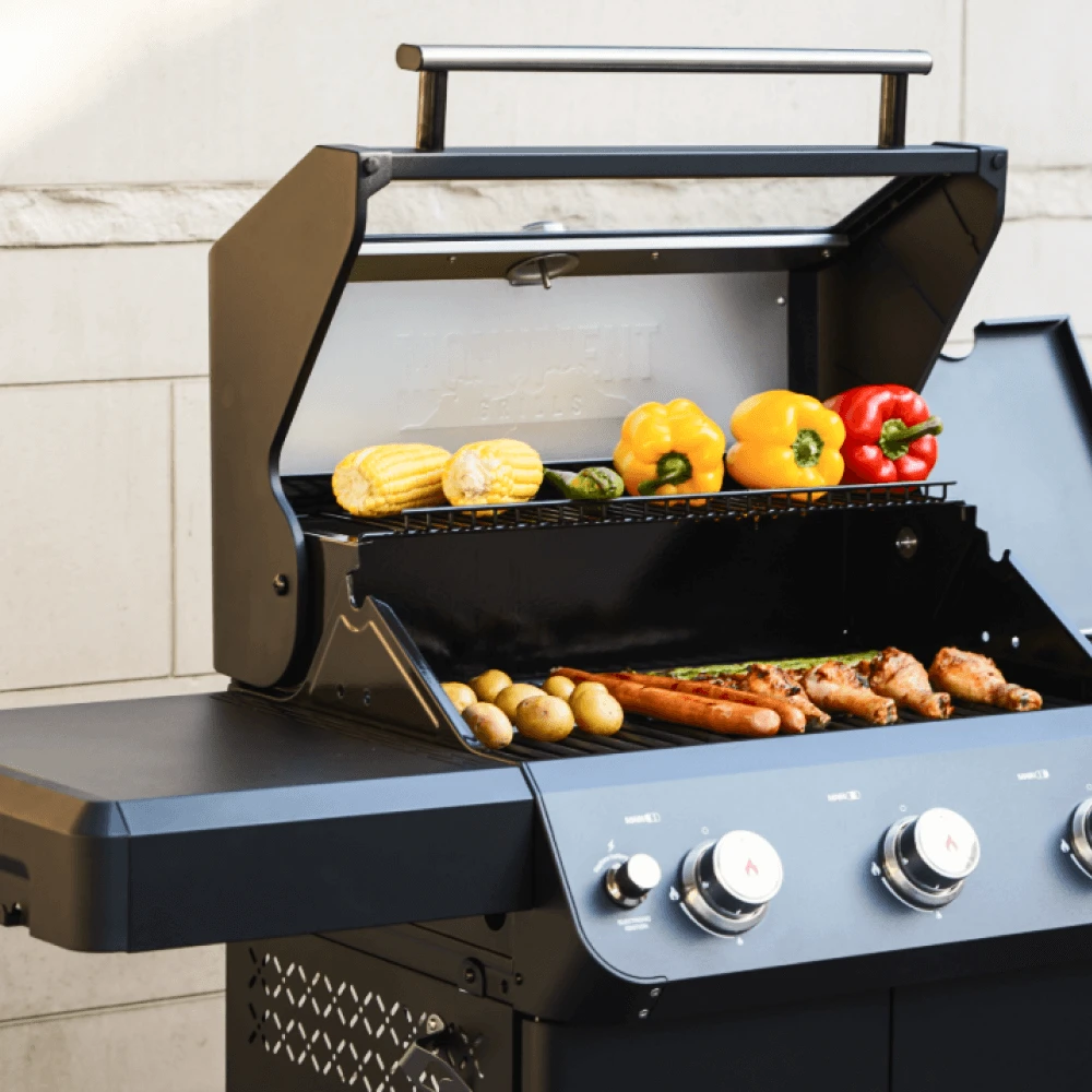 Mesa 325 | Black Propane Gas Grill 19 Mesa 325 | Black Propane Gas Grill - Image 17