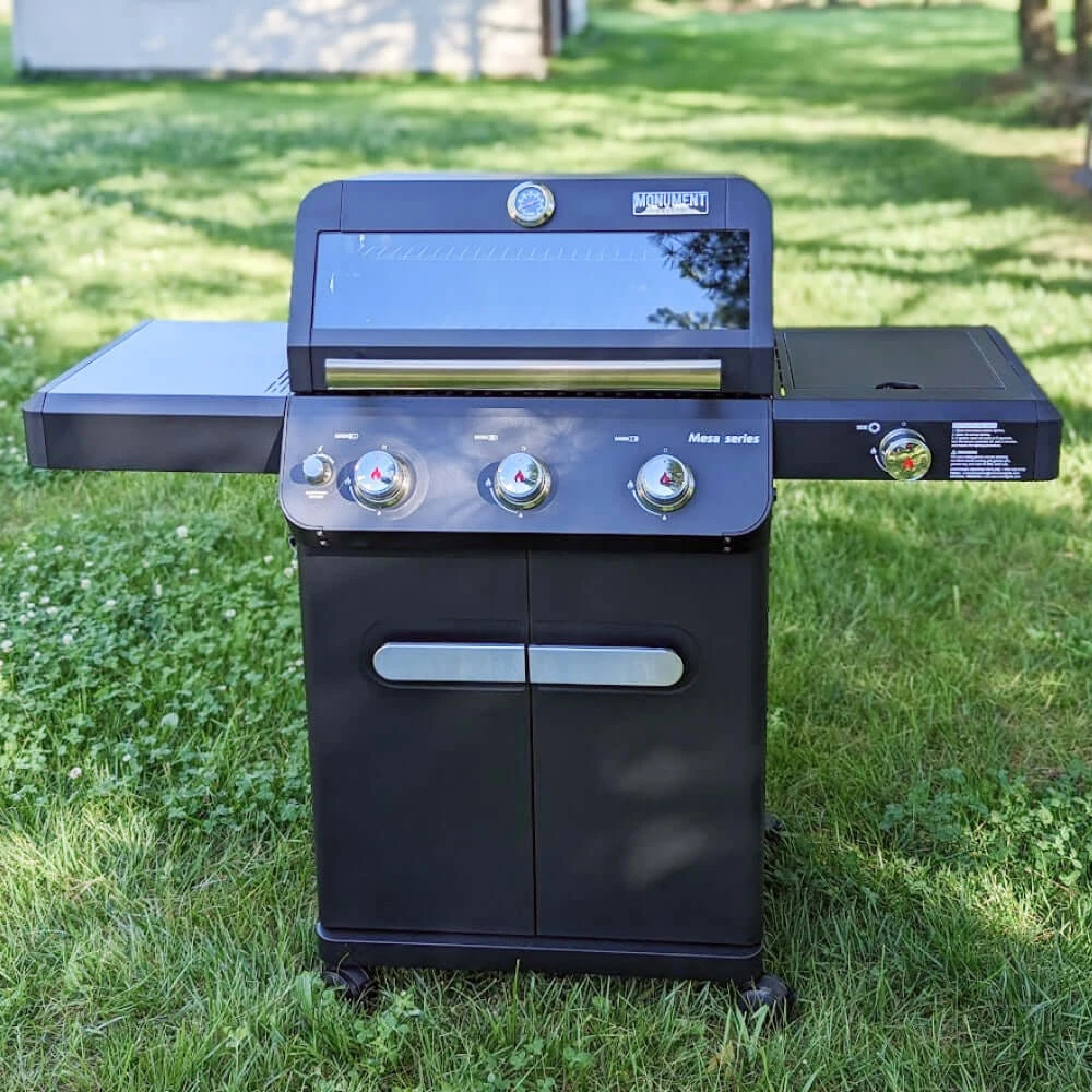Mesa 325 | Black Propane Gas Grill 20 Mesa 325 | Black Propane Gas Grill - Image 18